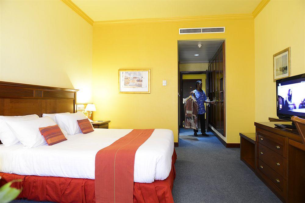 Lancaster Ouaga 2000 Hotel Уагадугу Екстериор снимка
