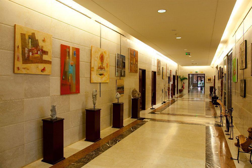Lancaster Ouaga 2000 Hotel Уагадугу Екстериор снимка