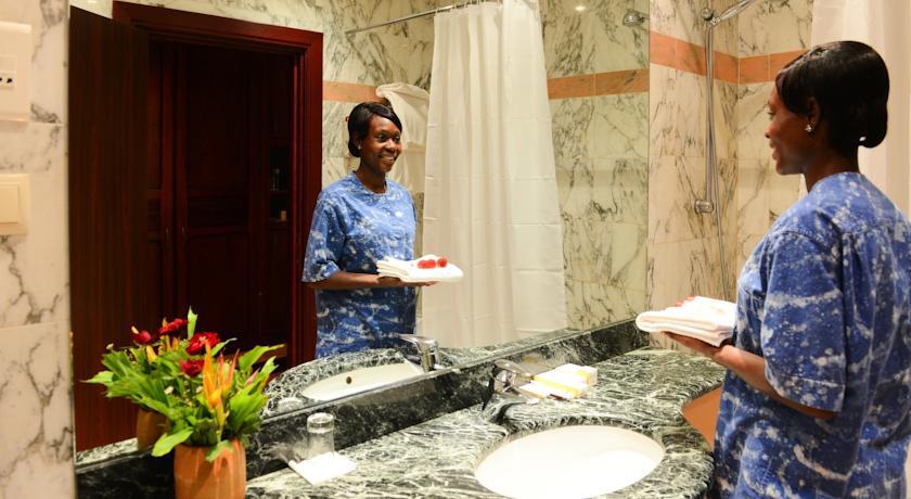 Lancaster Ouaga 2000 Hotel Уагадугу Екстериор снимка
