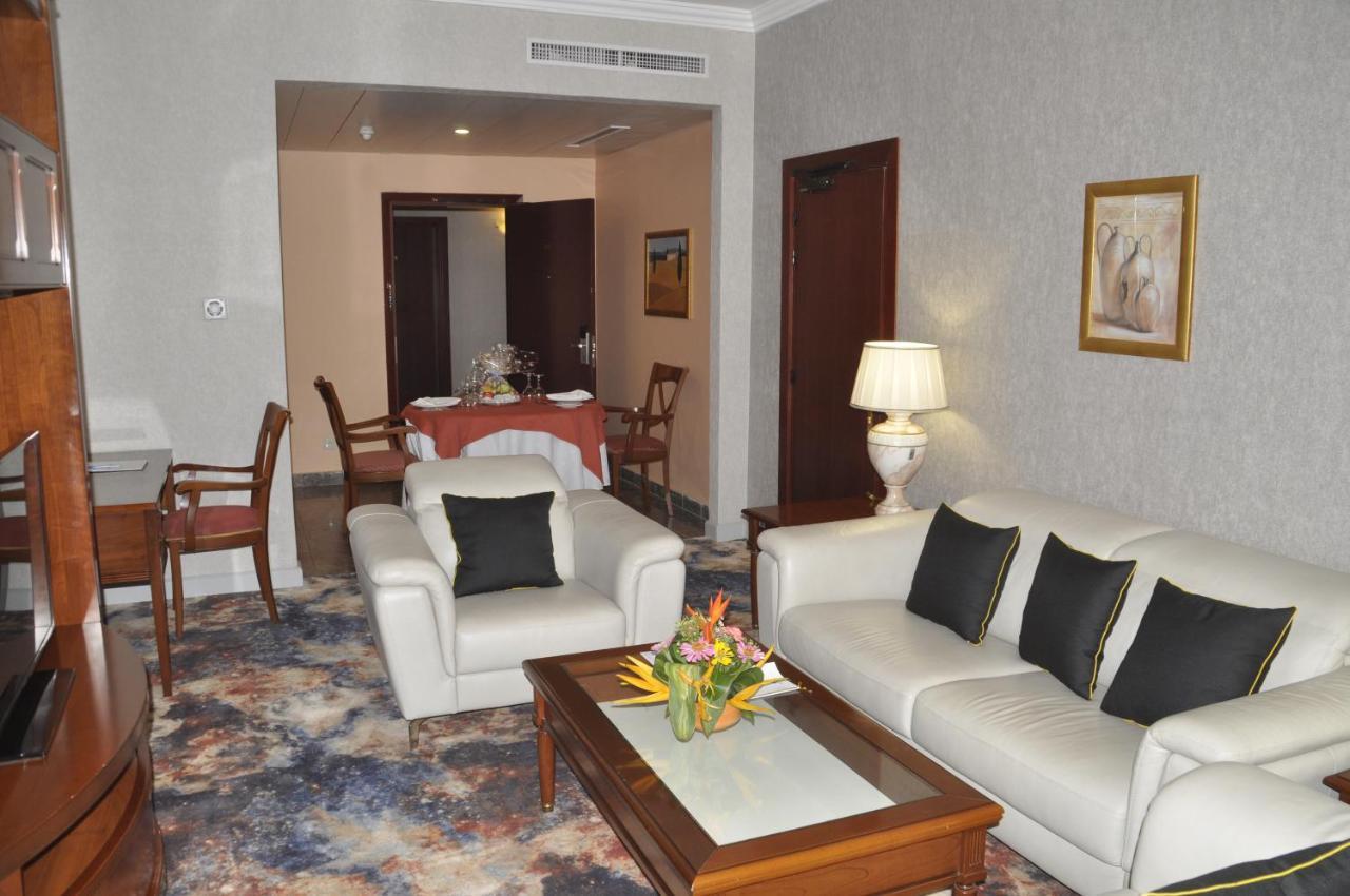 Lancaster Ouaga 2000 Hotel Уагадугу Екстериор снимка