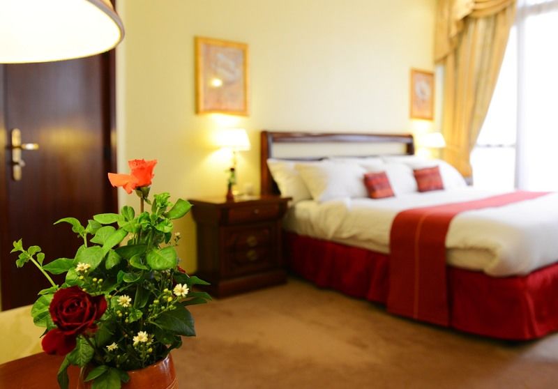 Lancaster Ouaga 2000 Hotel Уагадугу Екстериор снимка